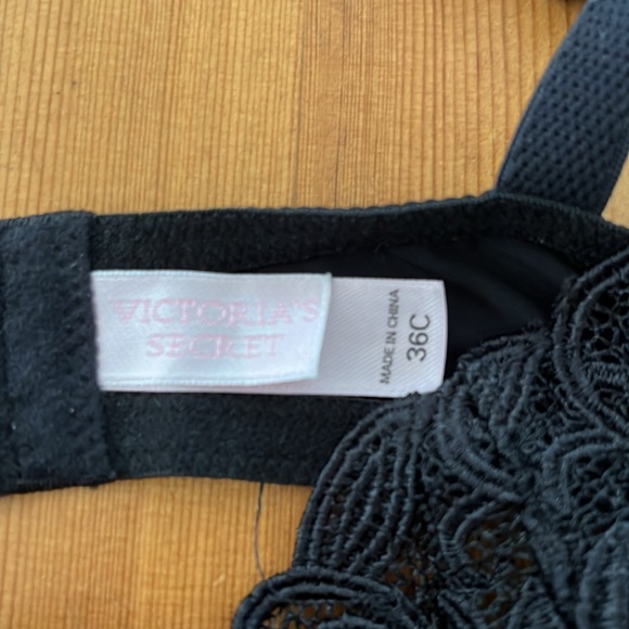 Victoria’s Secret Black Embroidery Bra, 36C - Picture 2 of 4
